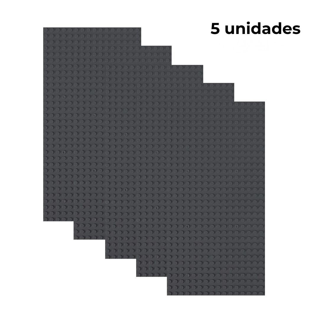 Pack de 5 placas base grises de construcción, tamaño 16x32 puntos, compatibles con bloques tipo Lego – ideal para ampliar superficies de juego o proyectos.