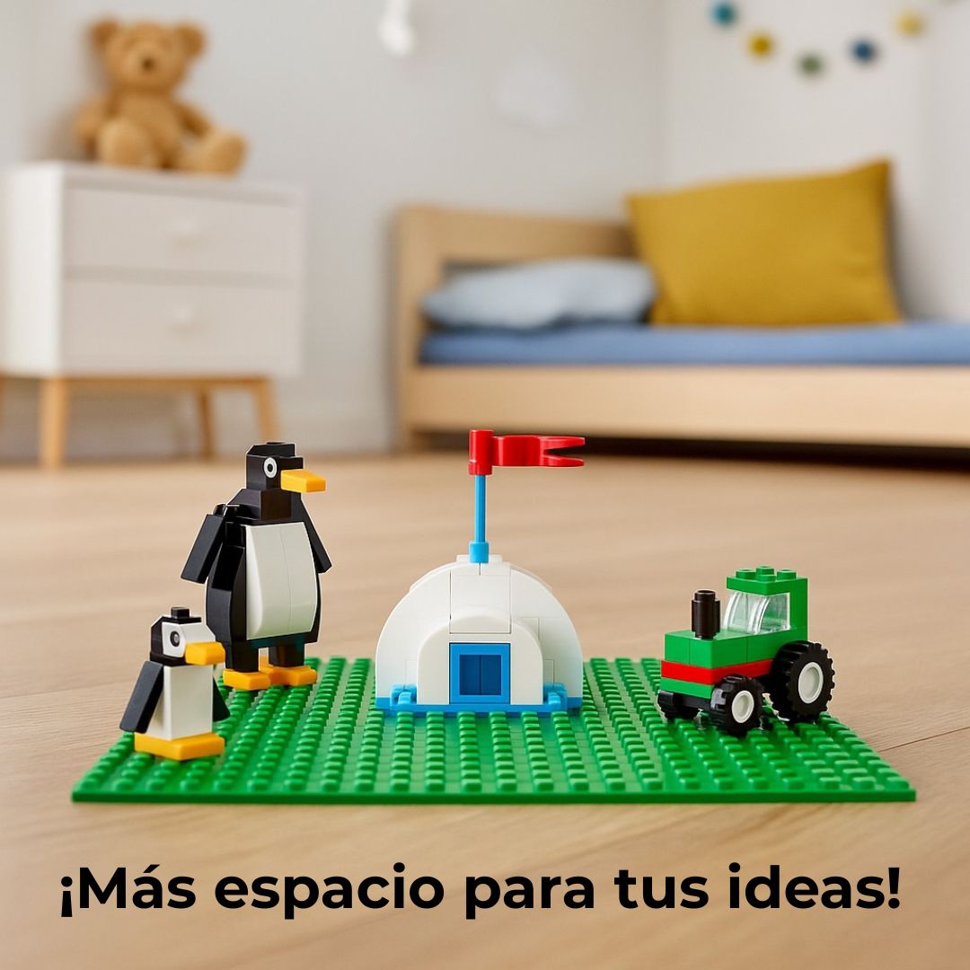Placa base 32×32 con montaje creativo encima – set de 4 unidades