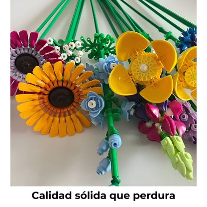 Detalle de flores de construcción sobre mesa, fabricadas con piezas estándar de alta calidad en ABS