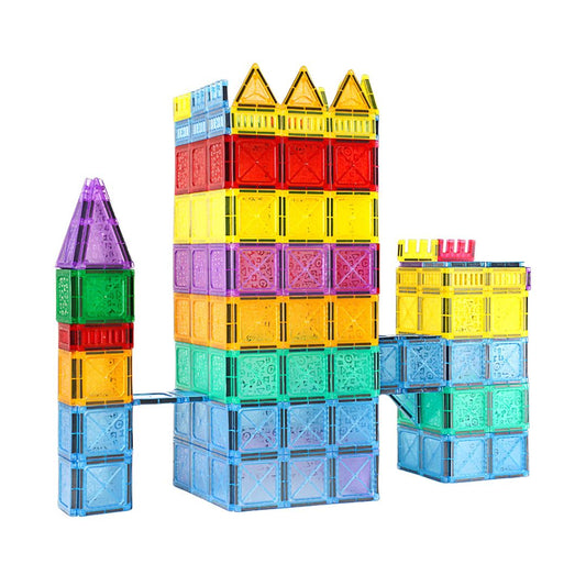 Conjunto de bloques magnéticos creativos en caja, disponible en sets de 50, 60, 70, 110 y 222 piezas, sobre fondo blanco
