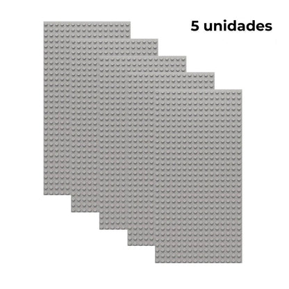 Pack de 5 placas base gris claro  de construcción, tamaño 16x32 puntos, compatibles con bloques tipo Lego – ideal para ampliar superficies de juego o proyectos.